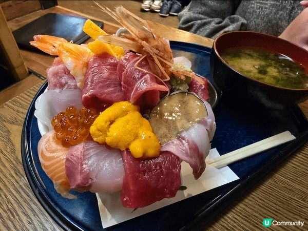 仙台自由行：烤牛舌定食：仙台名物，一整盤厚切牛舌、白飯、牛尾...