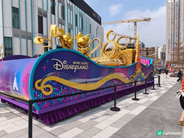 香港新春節慶 - 花車展覽