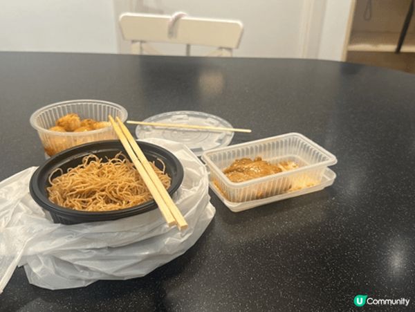 分別在香港及雲南，第一張相是我去了雲南其中一個咖啡中原來體驗...