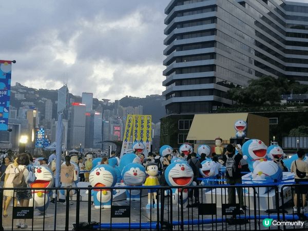 親子好去處一定係多啦A夢展, 因為卡通人物有親和力, 大人小...