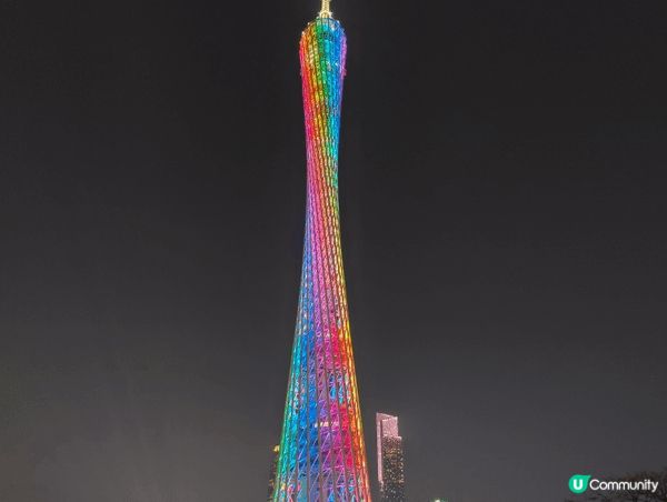 剛過去聖誕假期，帶小朋友第一次去廣州玩，欣賞到廣州塔日同夜既...
