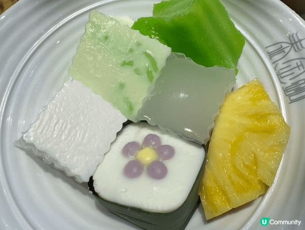 自助餐任飲任食；價錢又抵選擇又多；重點推介甜品較多款式，最重...