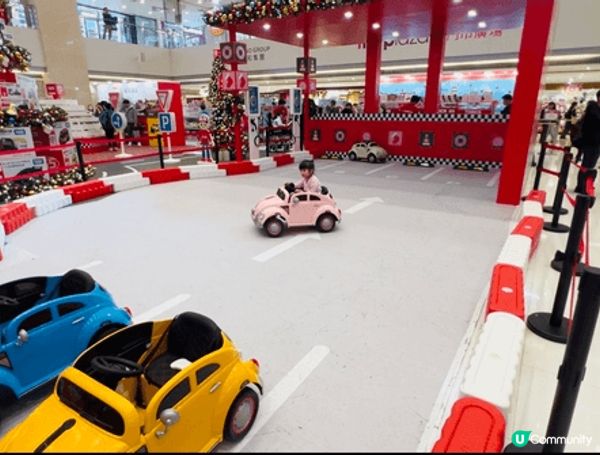 屯門市廣場帶領我地呢班小車迷走進巨大化玩具世界慶祝TOMIC...
