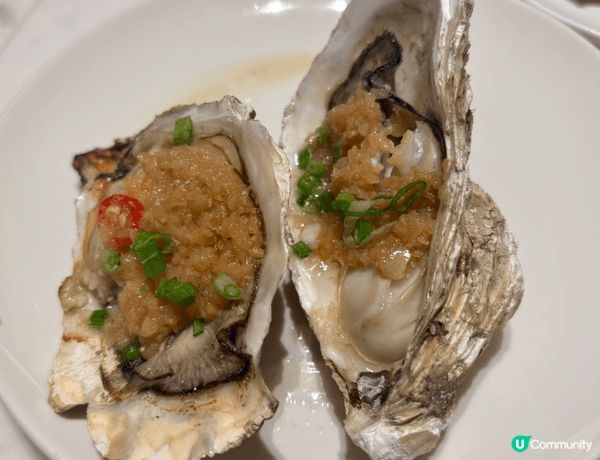那天入住深圳威尼斯英迪格酒店，試了酒店內鄰間餐廳的自助晚餐很...