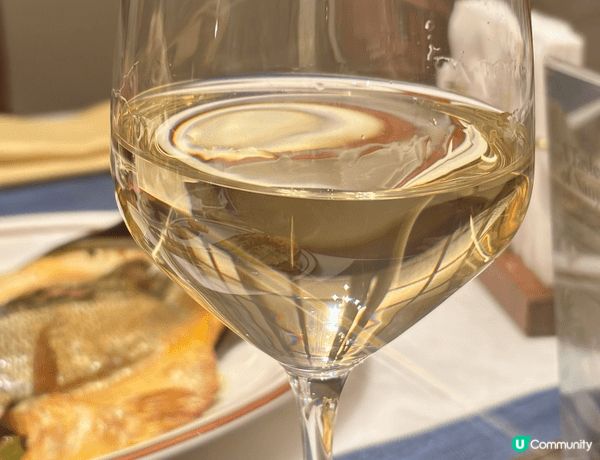 那天入住深圳威尼斯英迪格酒店，試了酒店內鄰間餐廳的自助晚餐很...