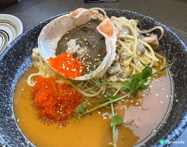 銅鑼灣樓上cafe UMI，食物質素高、有靚景，價錢又合理，...