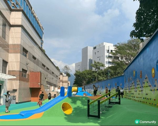 MOKO動樂園（旺角新世紀廣場）佔地約18,000呎，集玩樂...