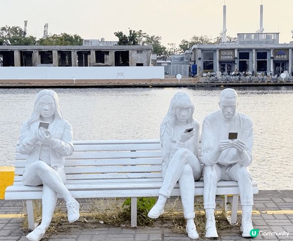 台灣高雄市駁二藝術特區和高雄流行音樂中心美景