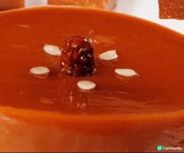 馬蹄糕 紅棗糕同年糕都係新年必食嘅糕點！