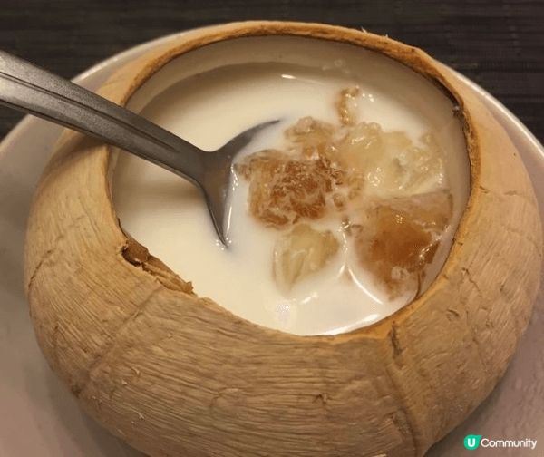 每週也會吃椰皇鮮奶燉桃膠，可滋陰潤肺、潤腸通便、養顏抗老，亦...