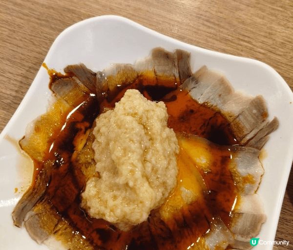 這是譚仔米線早前推出的冬瓜冬菇烤鴨陳皮湯河粉。河粉入味易消化...