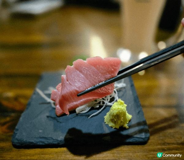 南瀛水產超近地鐵站，B出口出便可直達，內部裝修亦相當有氣派，...