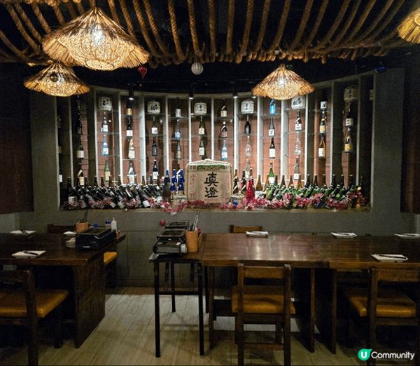 南瀛水產超近地鐵站，B出口出便可直達，內部裝修亦相當有氣派，...