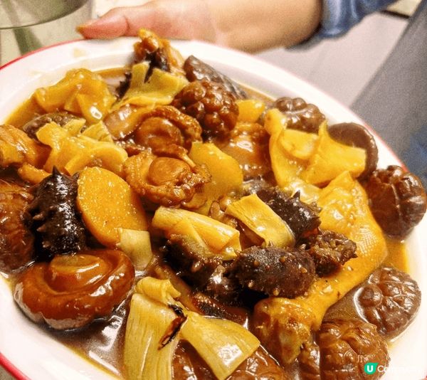 每年最期待就係去阿爺度食團年飯！🤣今年有東星班，仲有香噴噴嘅...