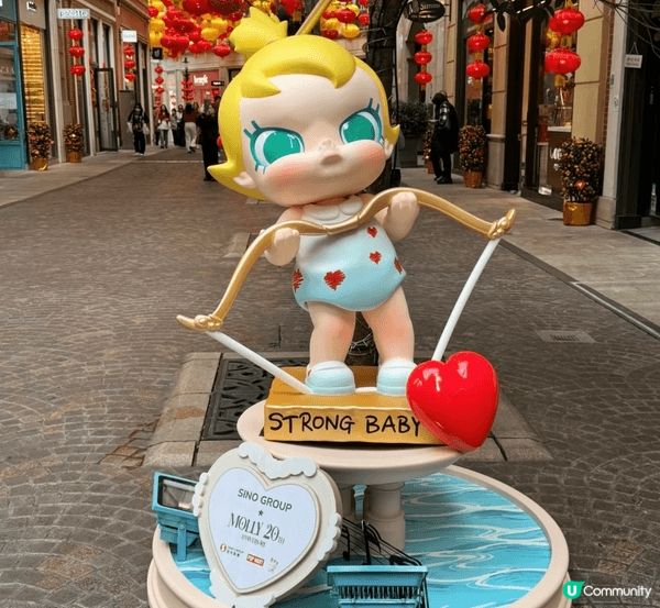 一到新年，就覺得利東街個氣氛特別唔同，一出港鐵站就聽到人群笑...