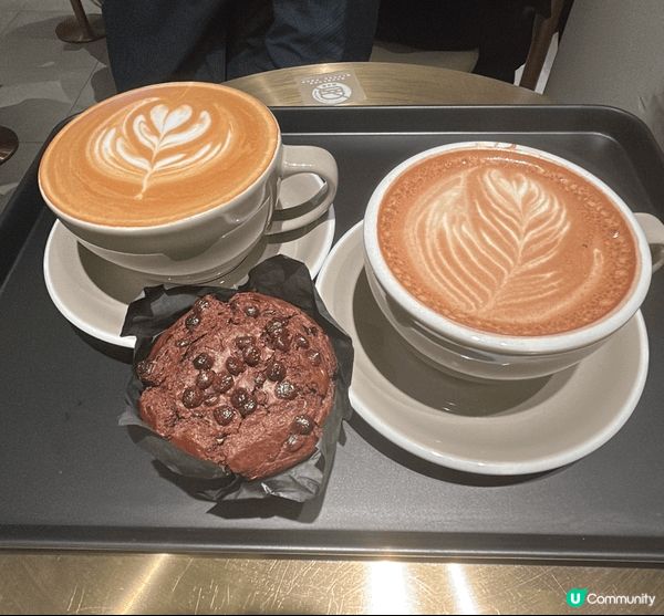 聖誕節一定要出去行街食嘢買嘢，買嘢送俾朋友家人，尖沙咀一定是...