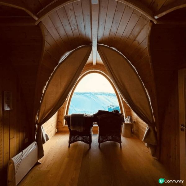 今次旅行去挪威洪寧斯沃格，真係超幸運睇到北極光，呈現橙色和綠...