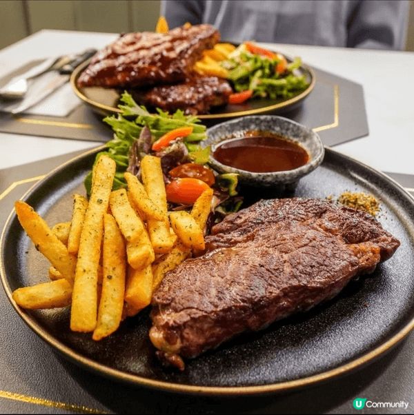 每一日嘅原動力就係黎自美食，以發掘美食令苦悶嘅生活中帶黎一點...