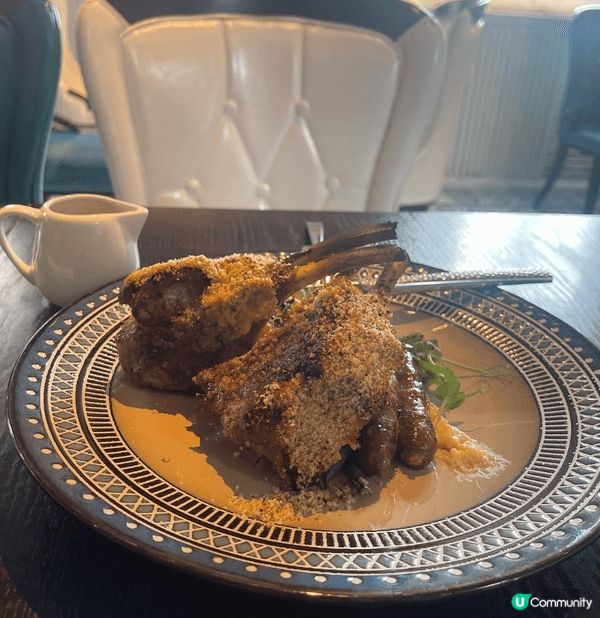 生日飯去咗悅月軒，享受法國菜，午市套餐10分扺。值得一試！