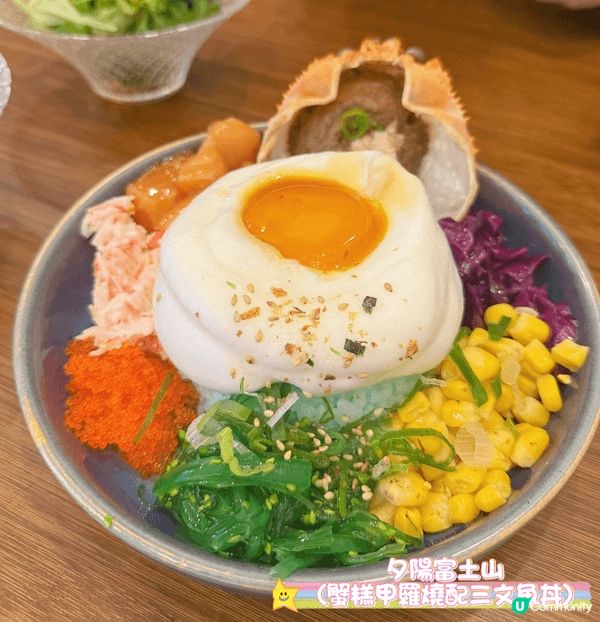 環境以日系木調裝修為主，營造舒適寧靜的氛圍，座位數量不多空間...