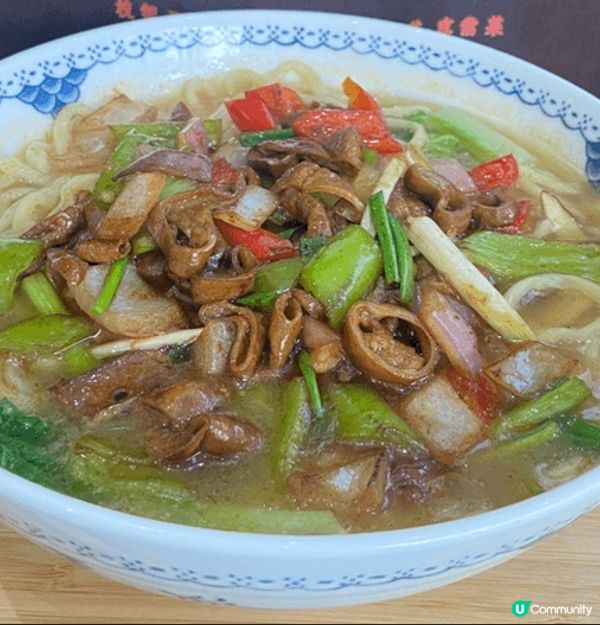 今天吃到一碗超地道的杭州幫面——猪肝拌川！份量超级足，面條軟...