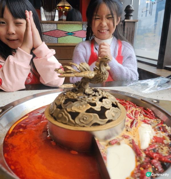 ​我們是親子旅遊創作者「芊言芊語」（Trip.com 專頁及...