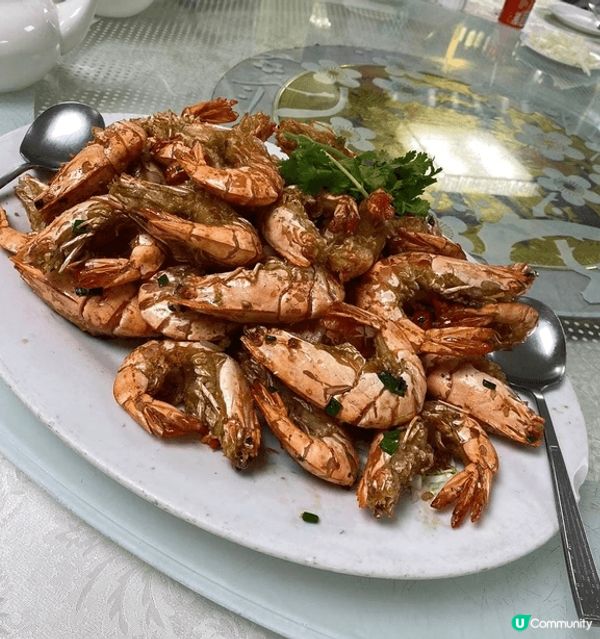 我同家人最鍾意去元朗流浮山依間酒家食海鮮，價錢合理份量又足，...