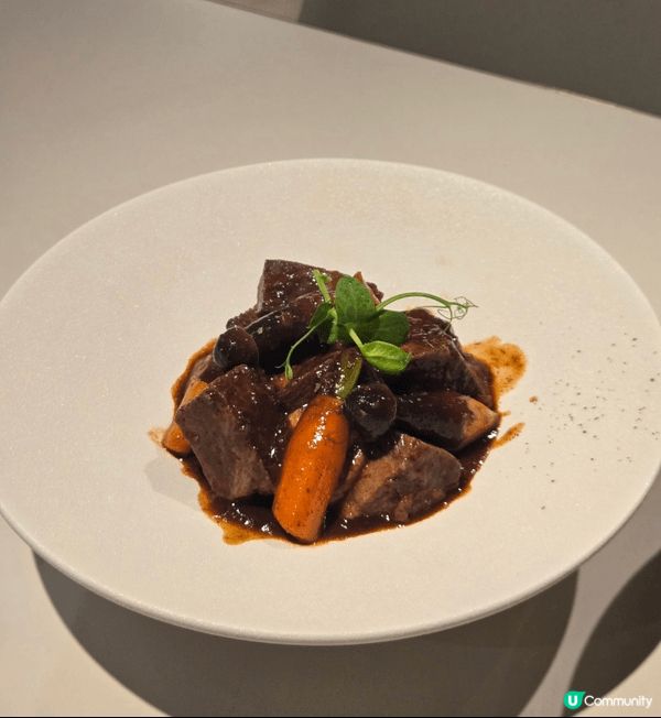 UnME 位於九龍新地標-雙子匯（啟德）， 主打日法fusi...