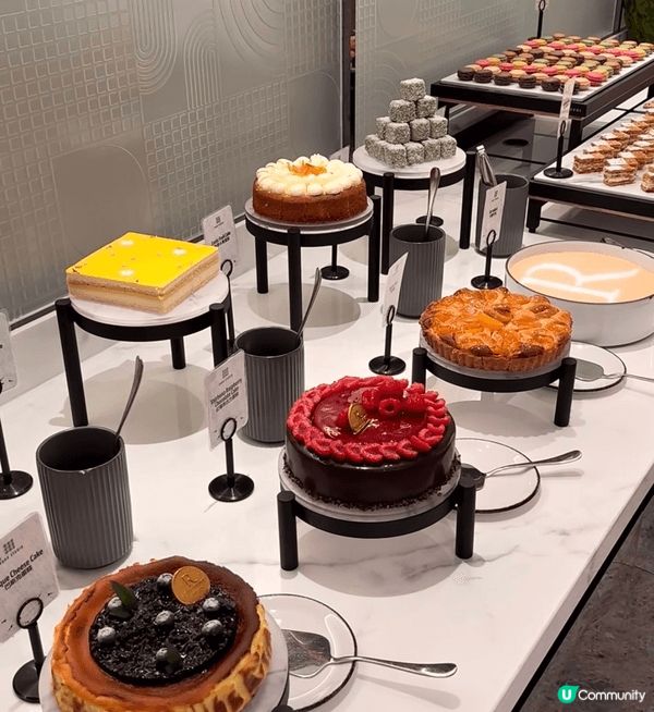 放假同朋友來香港萬麗海景酒店新開嘅buffet