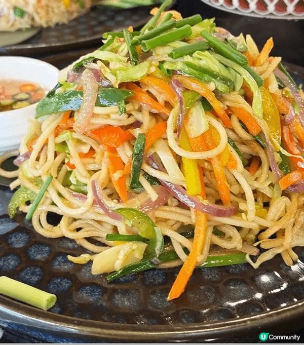 近年喜歡茹素嘅我，竟然可以找到一間東南亞Fusion素食友善...