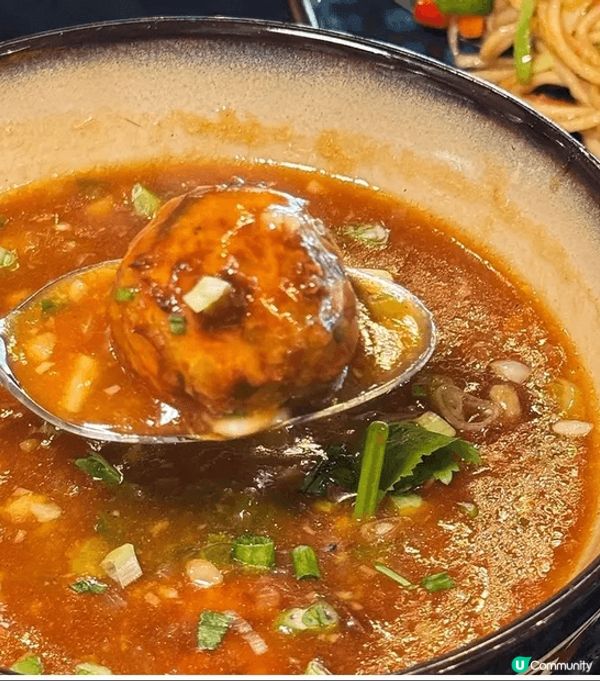 近年喜歡茹素嘅我，竟然可以找到一間東南亞Fusion素食友善...