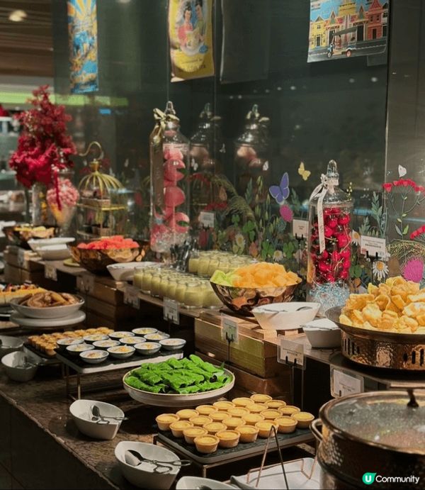 位於黃竹坑南灣如心酒店 P3 樓的 I-O-N 餐廳，今個夏...