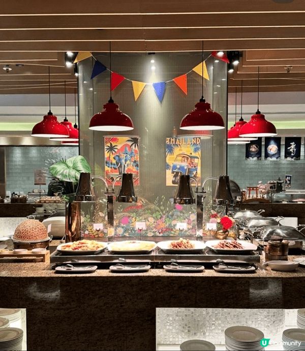 位於黃竹坑南灣如心酒店 P3 樓的 I-O-N 餐廳，今個夏...