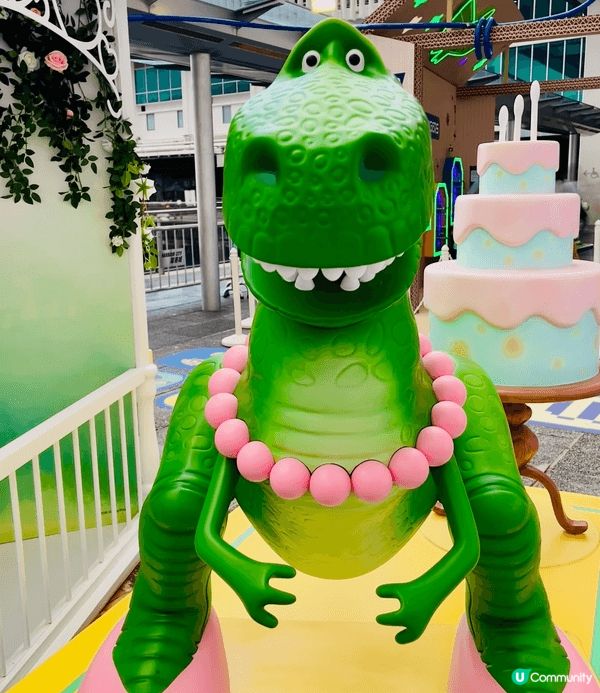 These amazing Toy Story charac...