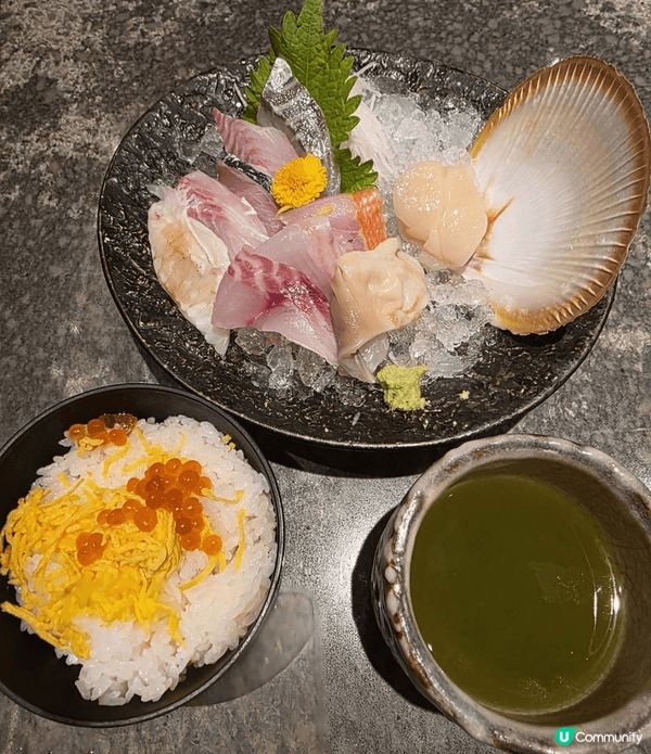 位於圍方嘅千両環境清雅舒適，各式定食、刺身、甜品及咖啡嘅出品...