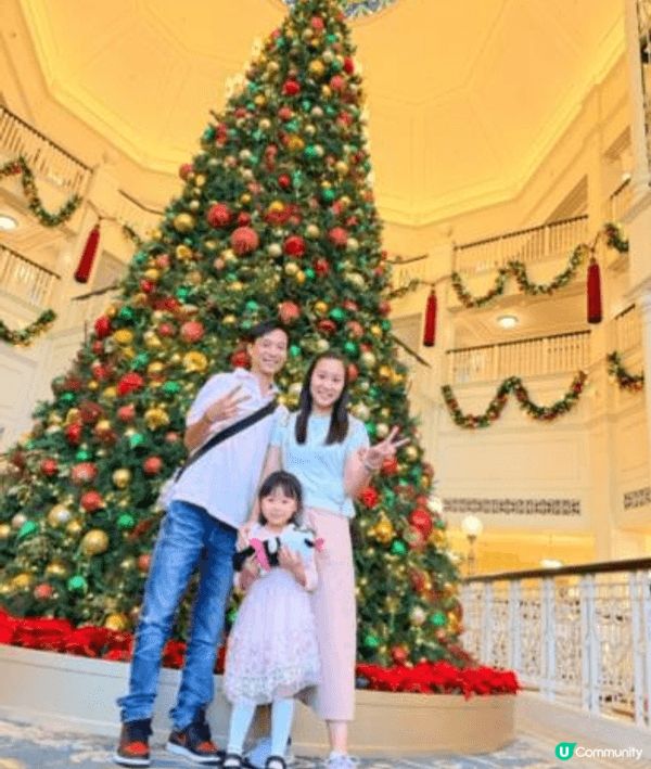 香港迪士尼樂園聖誕好有氣氛, 帶比小朋友很開心愉快旅程.