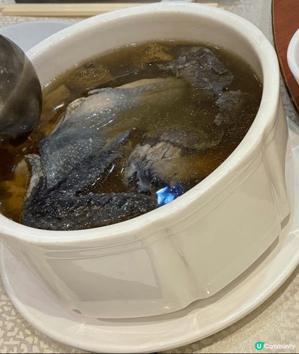 家庭聚餐選左去《泉章居》，一直都未試過非常有驚喜，上菜快夠熱...