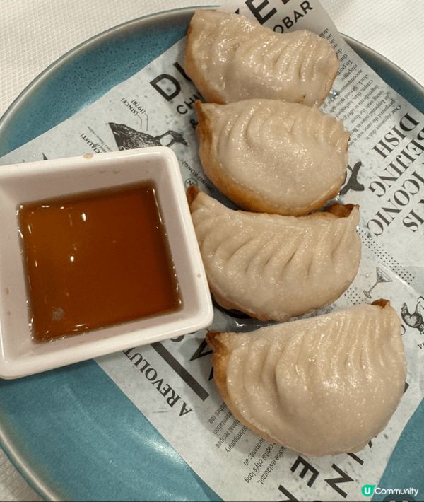 北京樓食坐蒸點心拼盤，有兩粒蝦餃燒賣有個菜餃同淮山餃，另外叫...