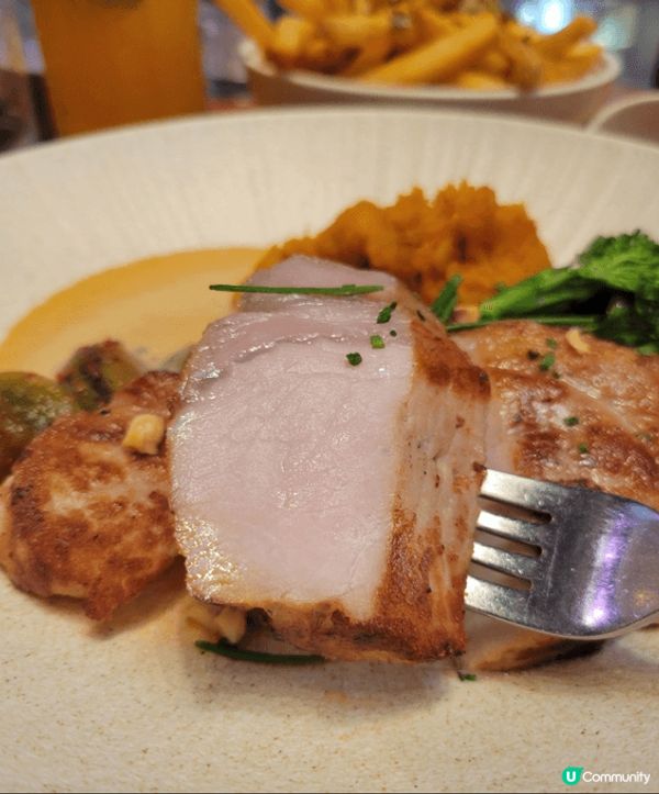 最近去咗啟德嘅Airside Cafe ，裝修簡約高雅，先來...