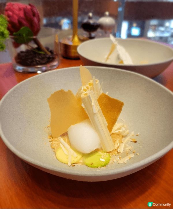 最近去咗啟德嘅Airside Cafe ，裝修簡約高雅，先來...