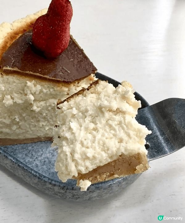 位於尖沙咀麼地道的「慈素小聚」，係一間選擇多元化的素食餐廳🍴...