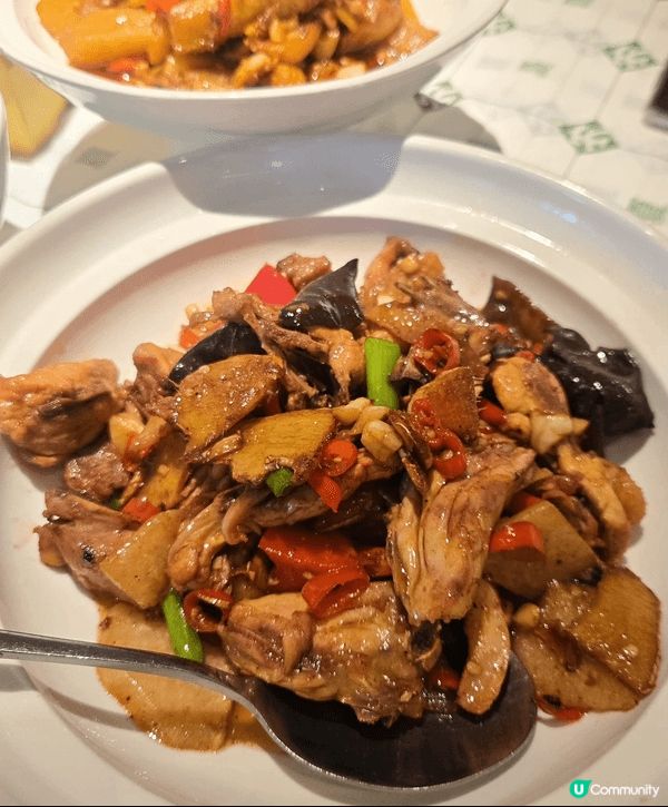 呢幾日濕凍濕凍冇胃口，諗起心思思嘅湖南菜，喺農耕記食開年飯係...