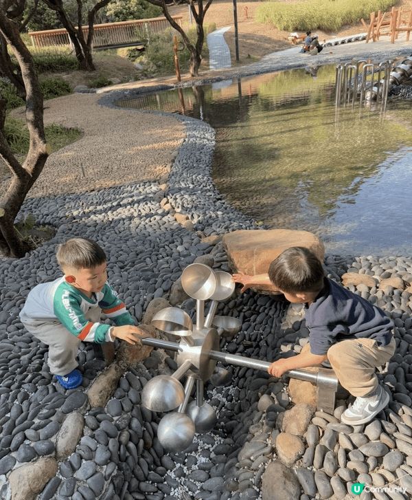 深圳零碳公園真係寶藏地黎！🌳 大草地、沙池、玩水區齊晒，外賣...