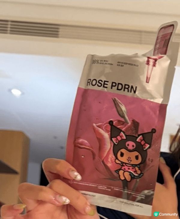 修復細紋、緊緻毛孔、提亮膚色，提供高效保濕和抗老功效，尤其適...