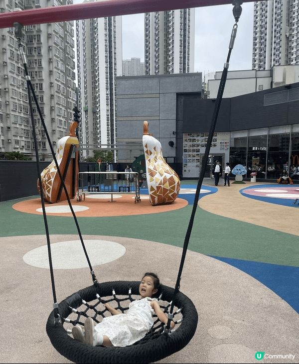 新都會廣場5樓有個「歷奇公園」，上星期同孫女去！地方闊落，有...