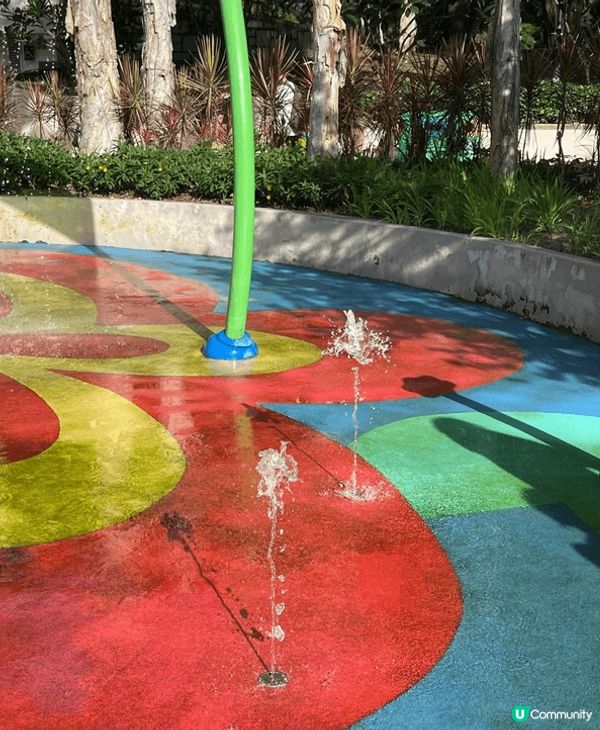 早幾日熱到溶，帶孫仔去屯門公園玩水，佢一見到噴水池就雙眼發光...