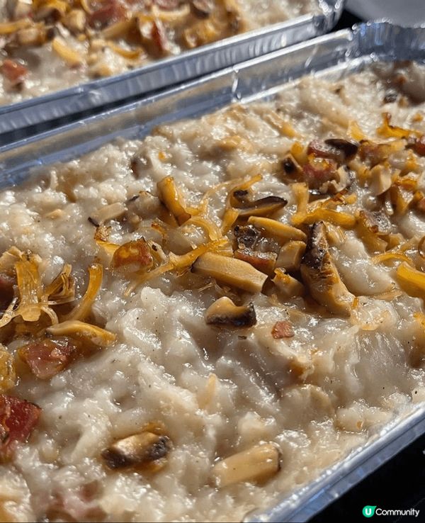 🥂過新年，自然少不了🥕蘿蔔糕，因為它象徵著「好彩頭」，寓意著...