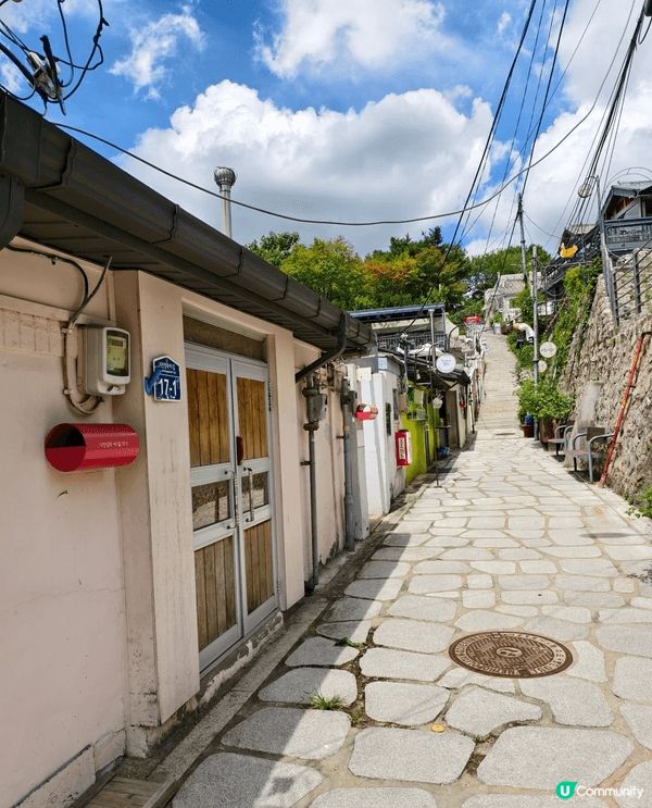 首爾梨花洞壁畫村真係一個隱世打卡勝地，地鐵惠化站行過去就好方...