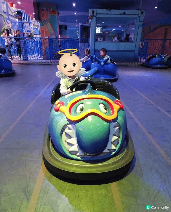 珠海長隆宇宙飛船樂園，又有表演睇，又要機動遊戲玩，一家大細玩...