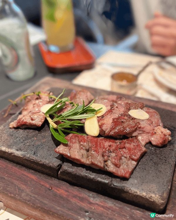 M3牛、胸腹牛扒好好食！肉質嫩滑，醬汁好香😋意粉亦彈牙多汁，...